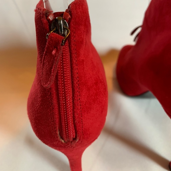 IMPO RedFaux Leather Lace Up Heels with a Zipper in the Back! - Picture 8 of 10